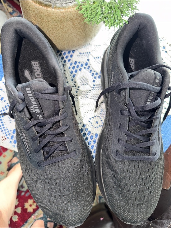 Brooks Adrenaline GTS 24 Running Shoes